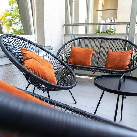 Kassberg - Studio Mit Balkon, Netlfix Und Wifi Chemnitz Buitenkant foto